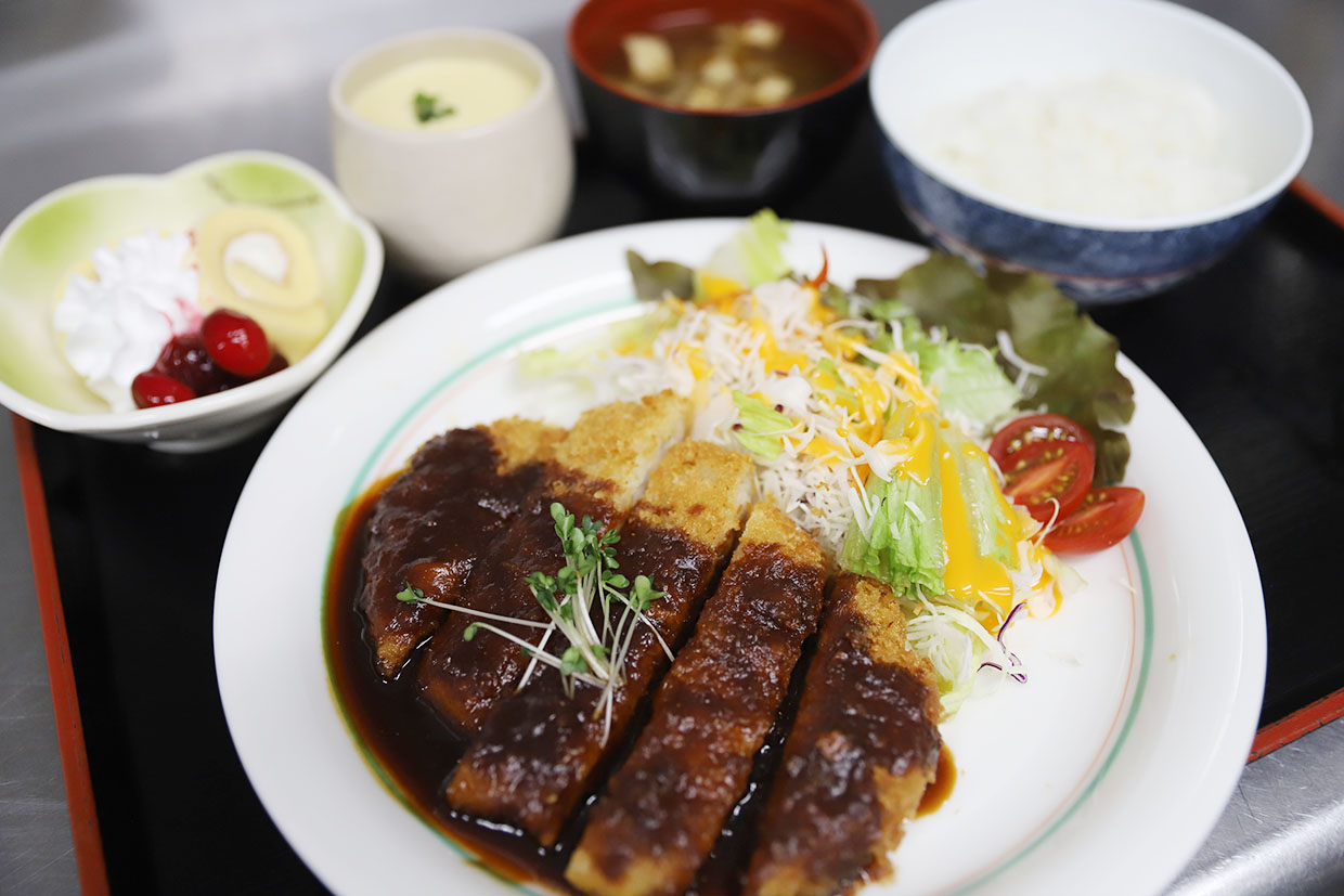 ロースと味噌のベストマッチ! 王道名古屋飯!! 『ミソカツ定食』